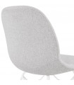 Chaise design gris clair en tissu et métal Kora