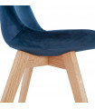 Chaise design bleu en tissu et bois Kolo