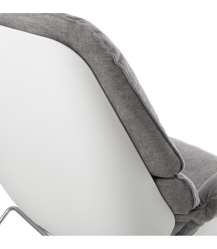 Fauteuil design gris clair en tissu Melbury