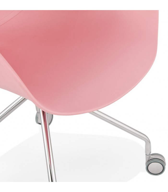 Fauteuil design rose en plastique Malia