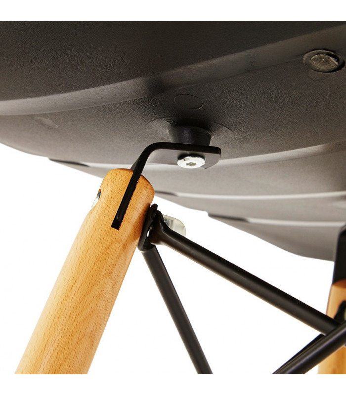 Chaise design noir en plastique Nautical