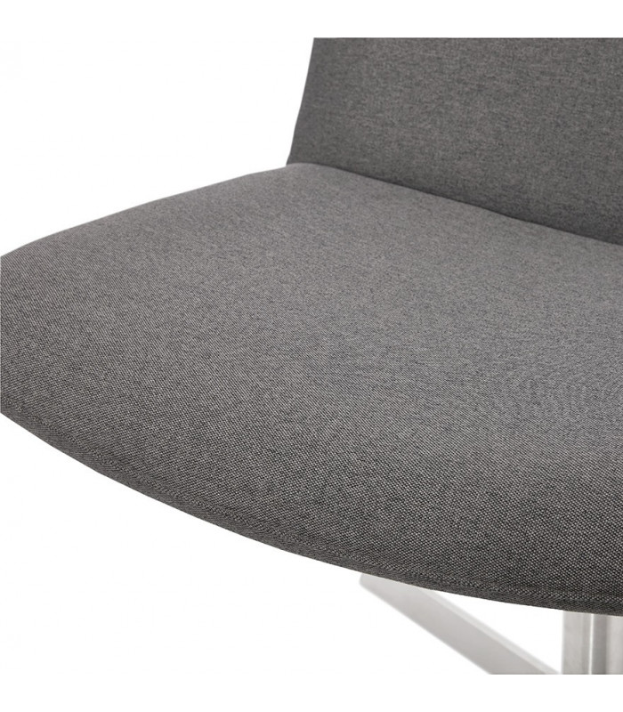 Chaise design gris foncé en tissu Arlow