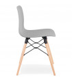 Chaise design gris en plastique et bois Delphine