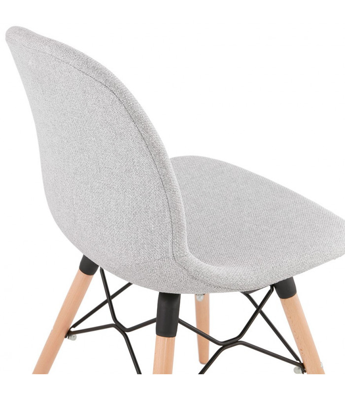 Chaise design gris clair en tissu Kingston